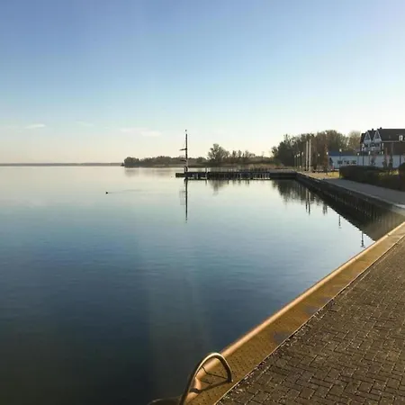 Apartment Liebevoll Eingerichtetes Rechlin